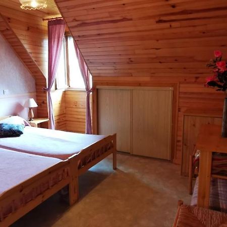 Le Fidele Bed & Breakfast Saint-Chamant Eksteriør bilde