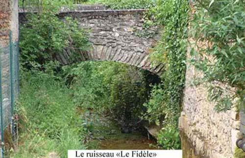 Le Fidele Bed & Breakfast Saint-Chamant Eksteriør bilde