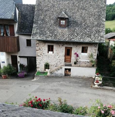 Le Fidele Bed & Breakfast Saint-Chamant Eksteriør bilde