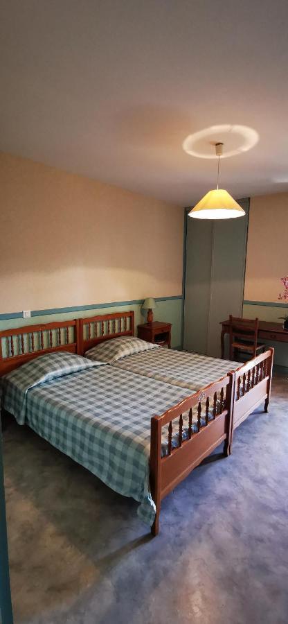 Le Fidele Bed & Breakfast Saint-Chamant Eksteriør bilde
