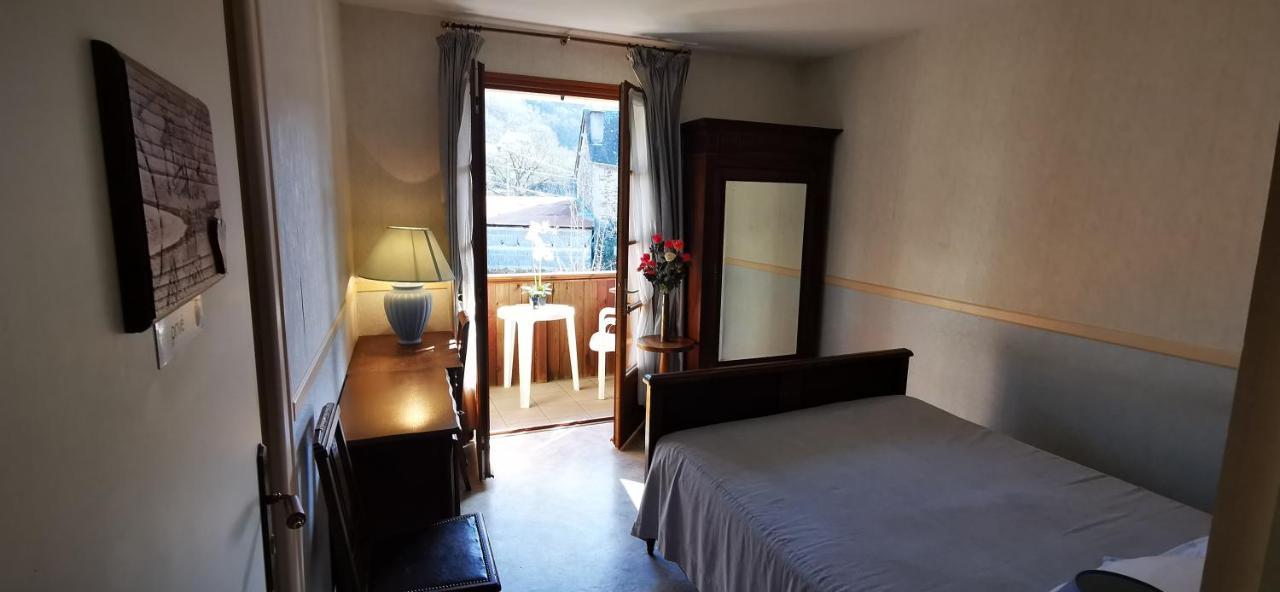 Le Fidele Bed & Breakfast Saint-Chamant Eksteriør bilde